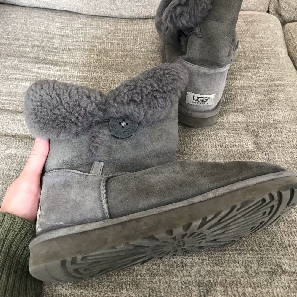 Genuine classic bailey ugg boots